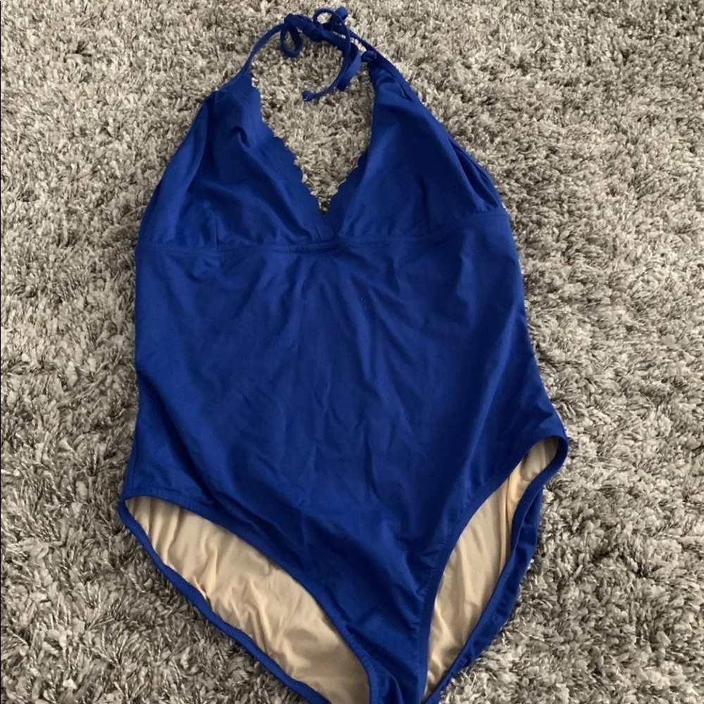 One piece swimsuit